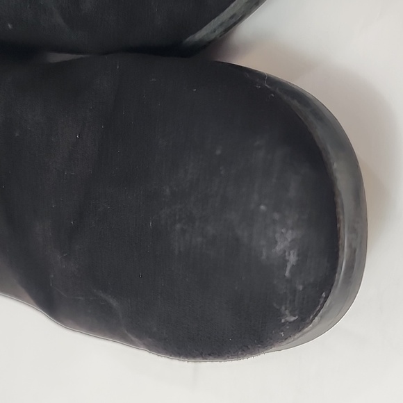 Old Navy Classic Midnight Black Ankle Bootis, Size 9 - Picture 5 of 11